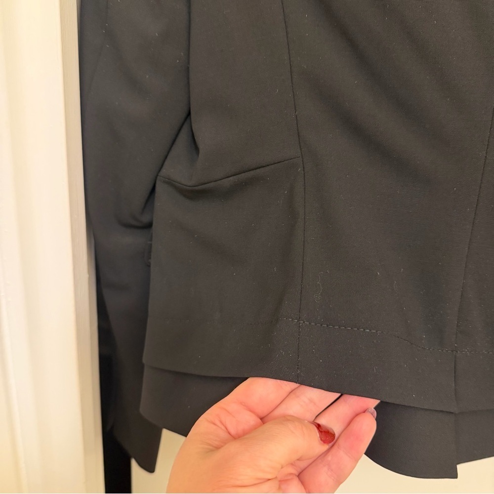 Hugo Boss Elegant Black Blazer in wool fabric Matching jacket - Picture 5 of 16